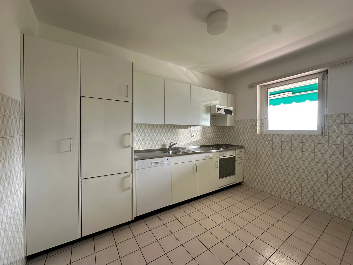 Locarno 4.5 Room Apartment Furnished with Balconies - Photo 3 of 10