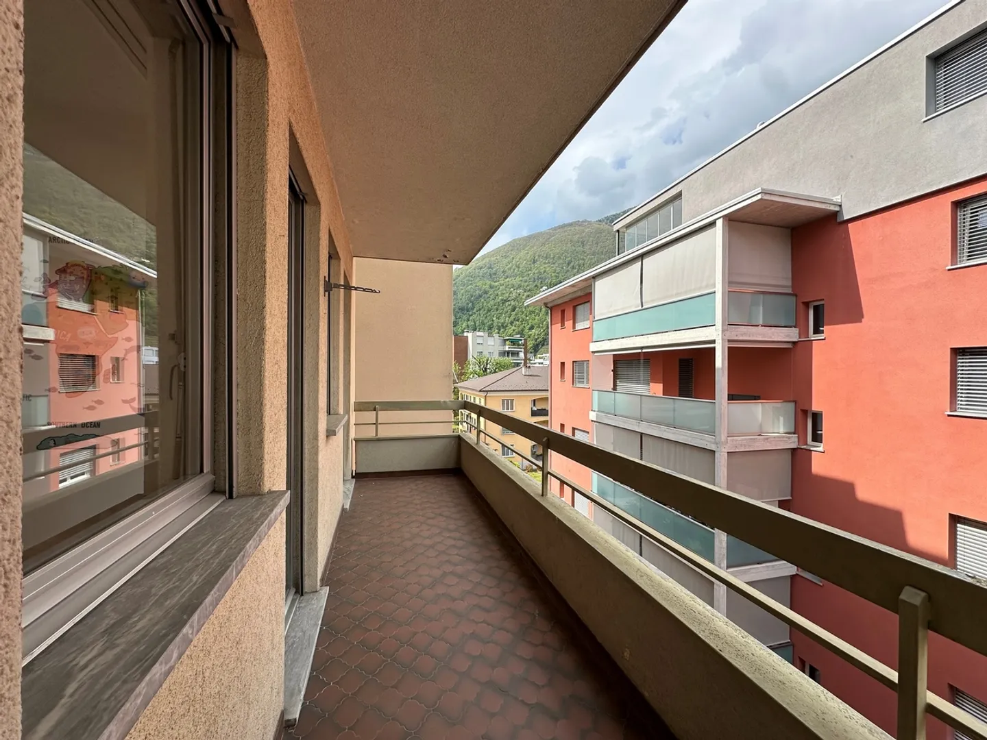 Locarno 4.5 Room Apartment Furnished with Balconies - Photo 8 of 10