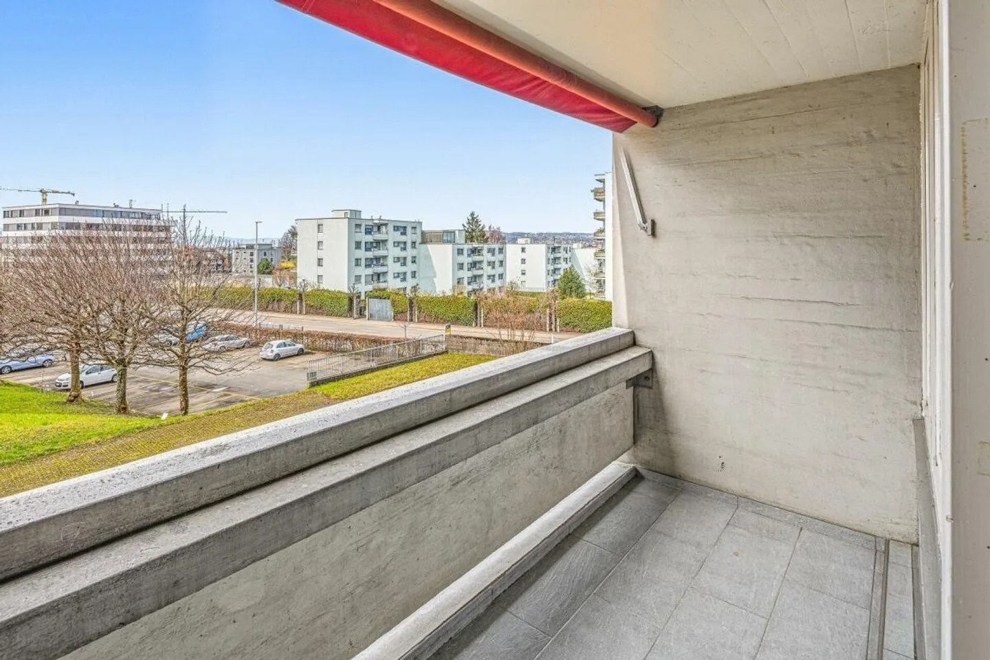 Appartement attrayant de 4,5 pièces dans un emplacement central - Photo 6 sur 7