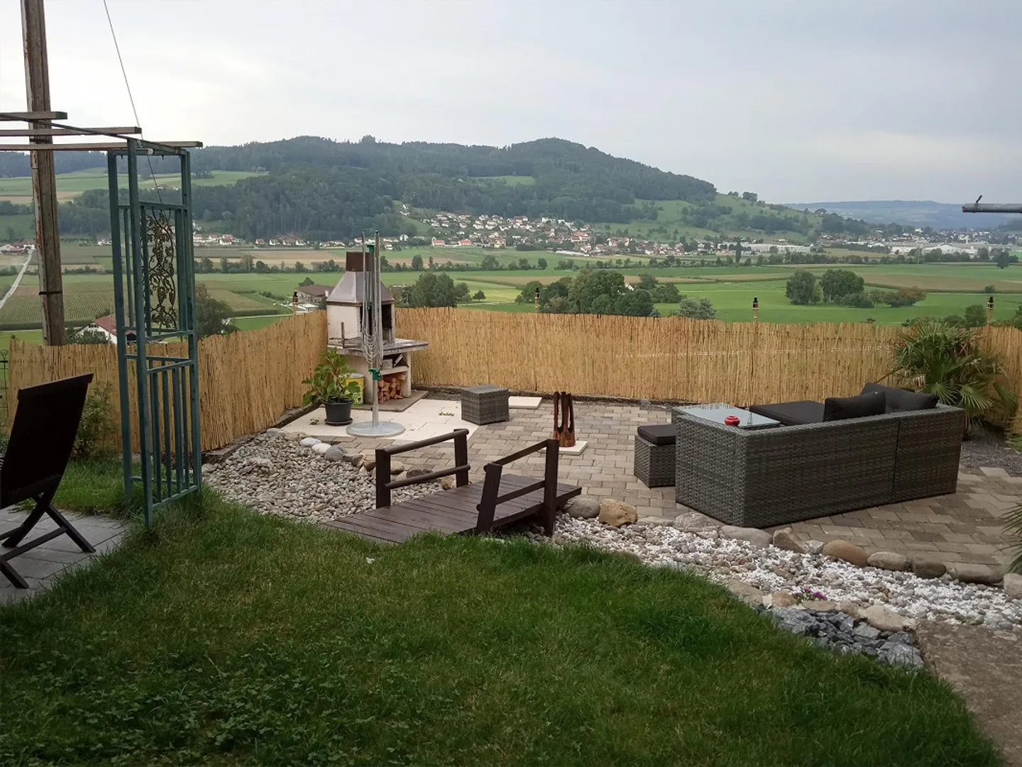 Appartement en duplex avec jardin privé et vue sur les Alpes - Photo 13 sur 16