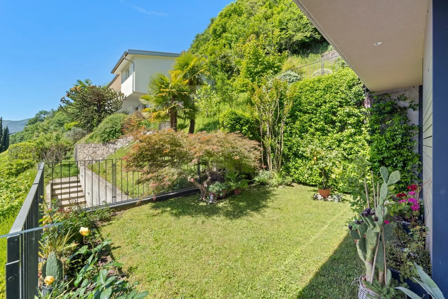 Morcote - Wunderschöne 3,5-Zimmer-Wohnung mit Seeblick und Garten - Foto 9 von 23