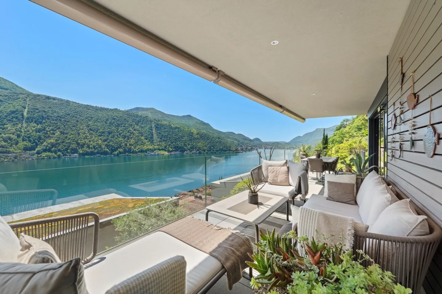 Morcote - Wunderschöne 3,5-Zimmer-Wohnung mit Seeblick und Garten - Foto 7 von 23