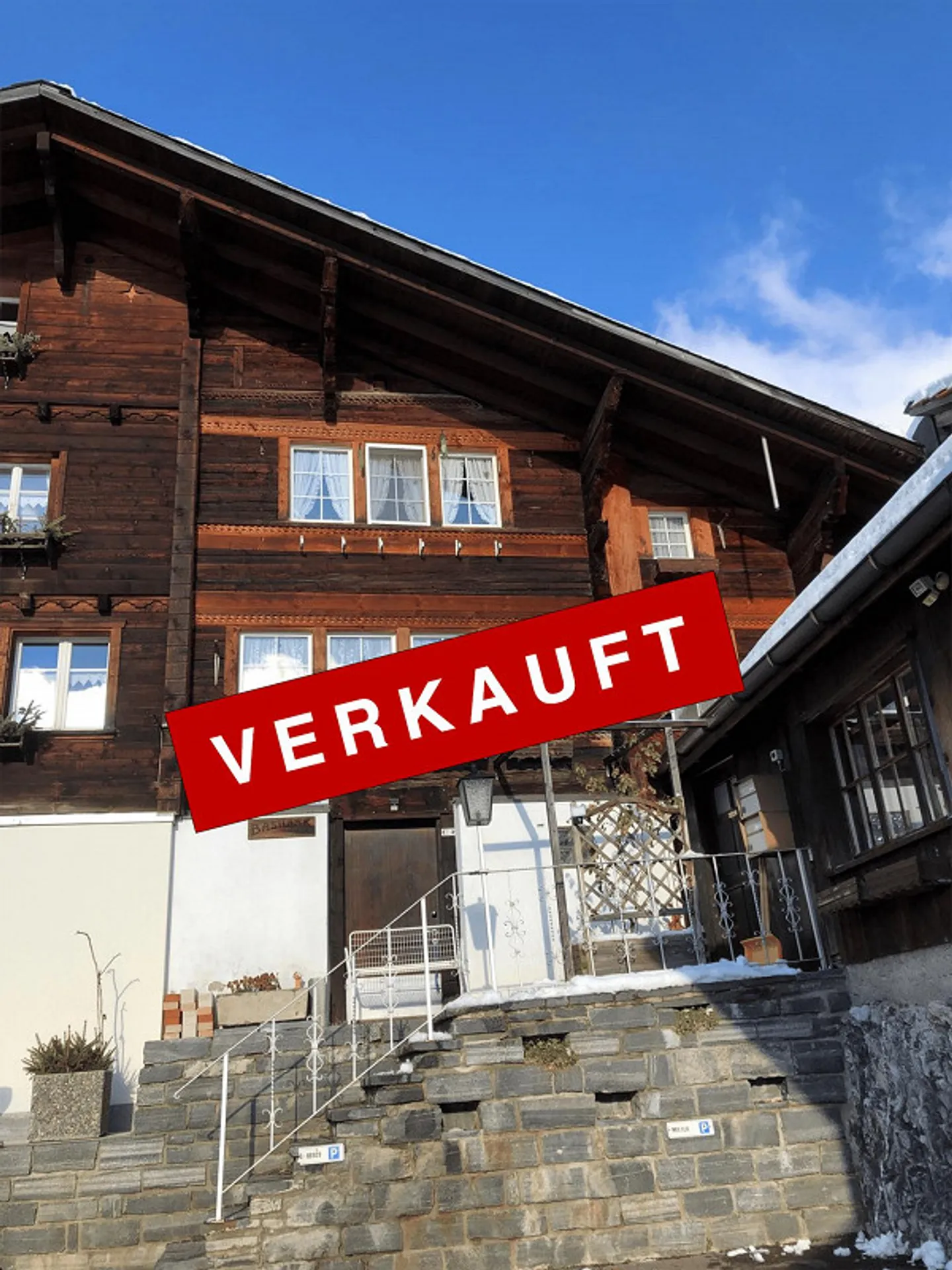 Metà di casa, 2 x appartamenti con 4 stanze - Foto 1 di 13