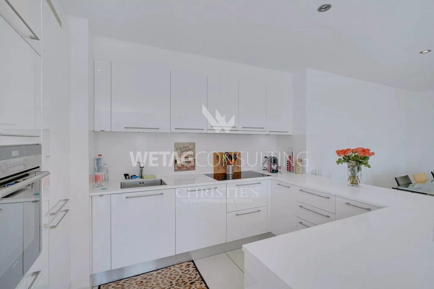 Gordola: Komfortable & moderne Wohnung mit überdachter Terrasse zu ... - Foto 4 von 11