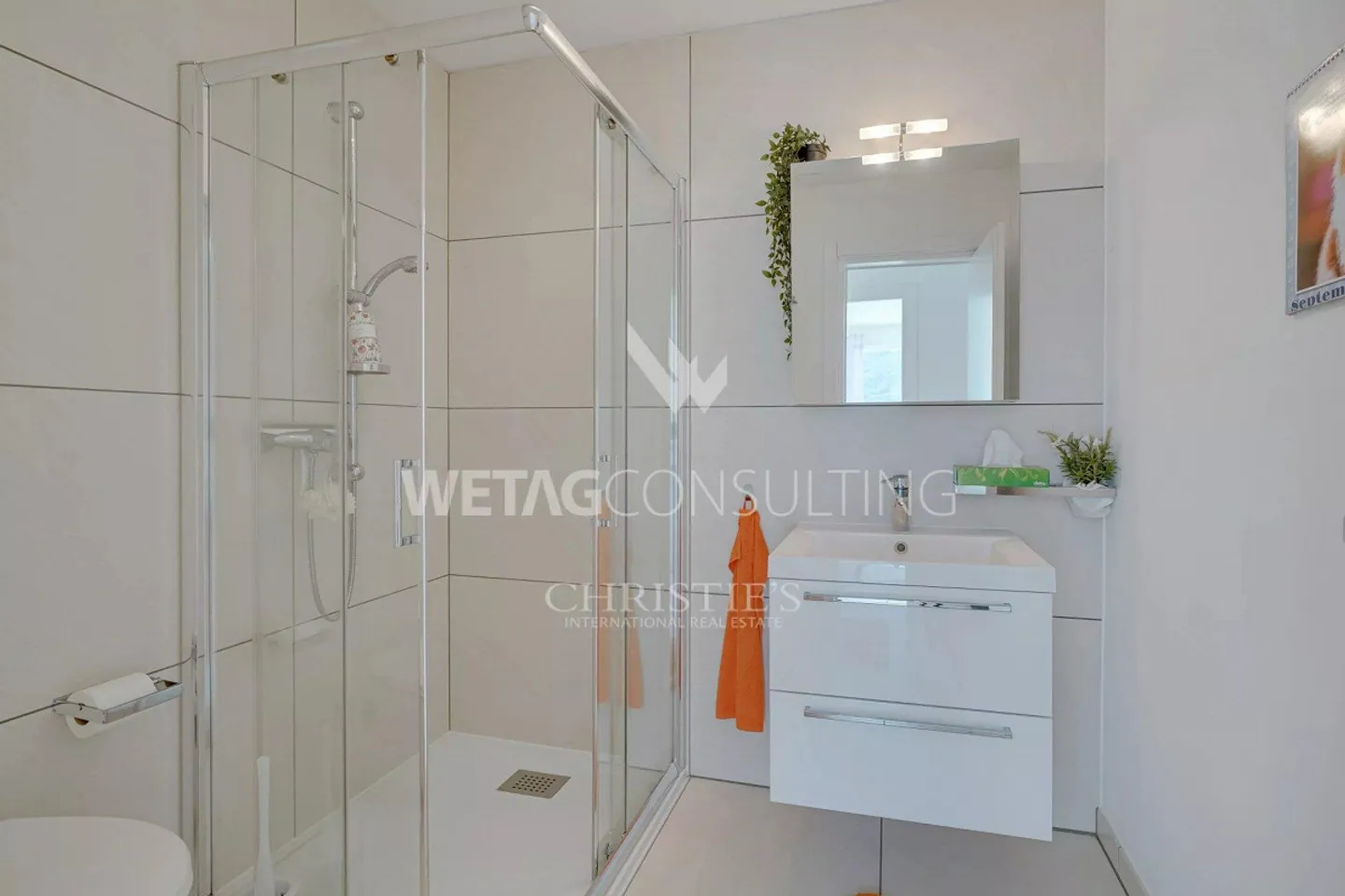 Gordola: Komfortable & moderne Wohnung mit überdachter Terrasse zu ... - Foto 8 von 11
