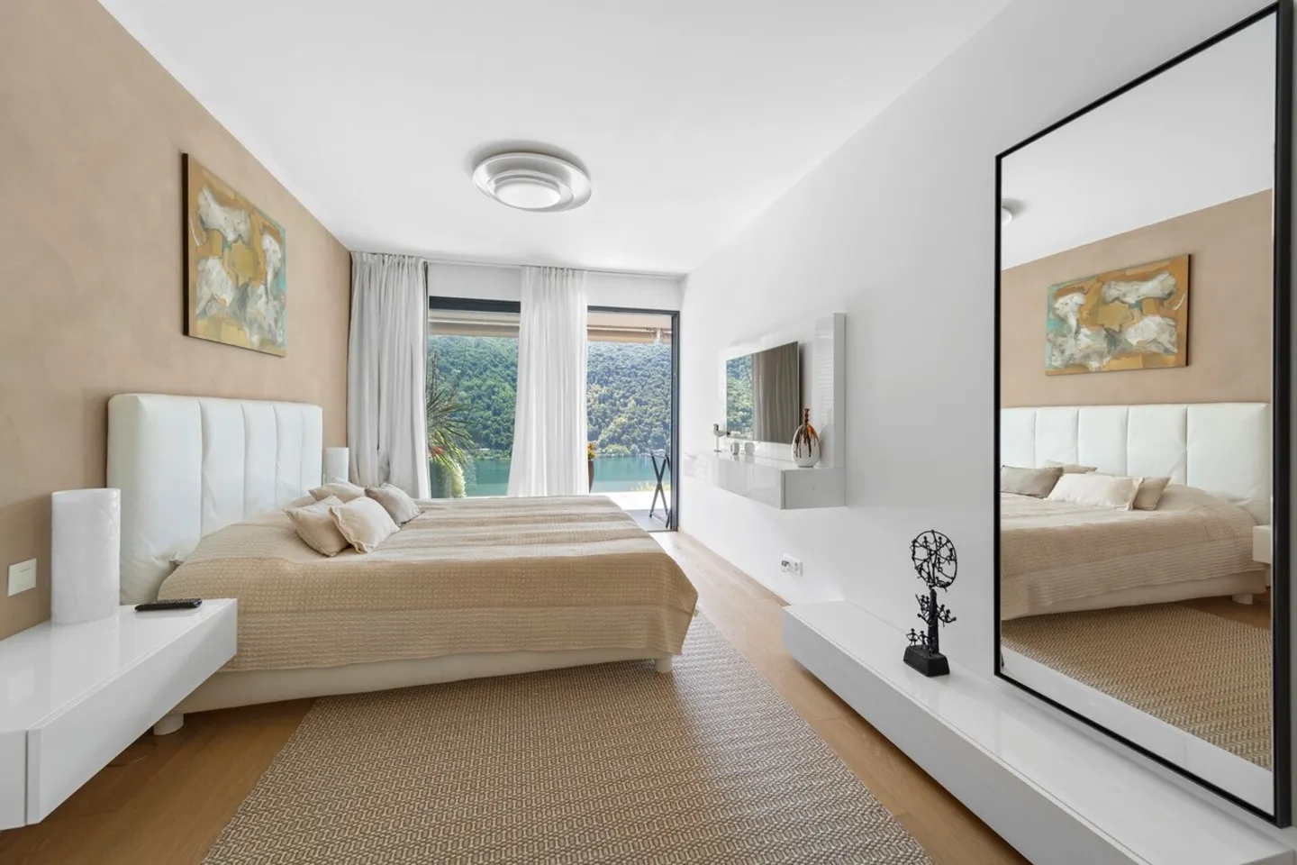 Morcote - Wunderschöne 3,5-Zimmer-Wohnung mit Seeblick und Garten - Foto 19 von 23