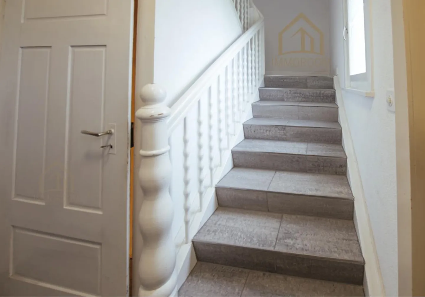 Casa trifamiliare con potenziale - ideale per famiglie e investitori - Foto 9 di 17