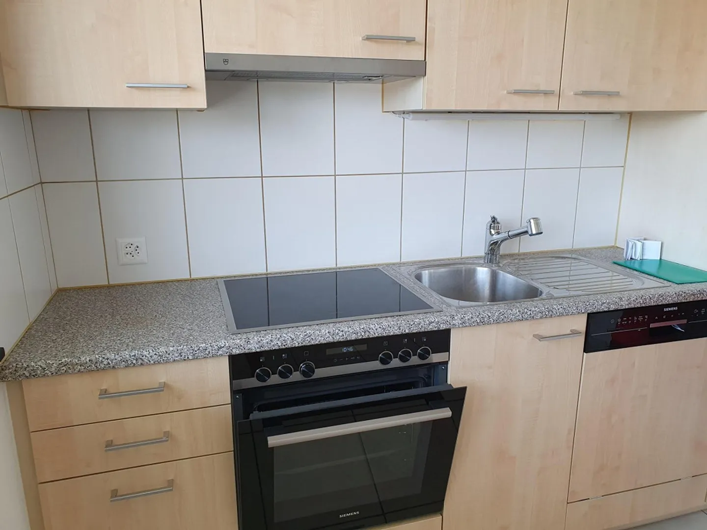 Appartement lumineux récemment rénové - Photo 3 sur 4