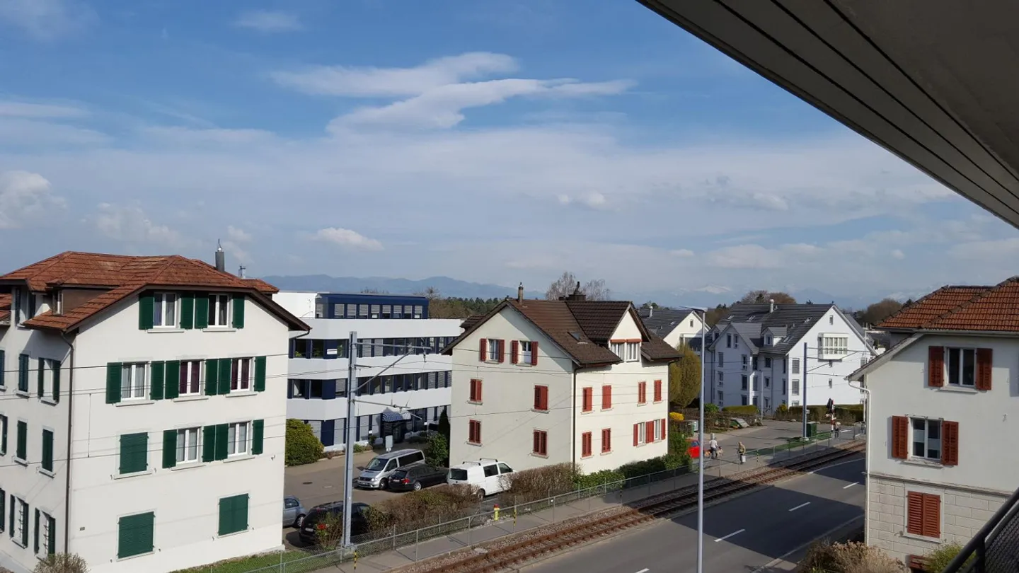 Appartement lumineux récemment rénové - Photo 4 sur 4