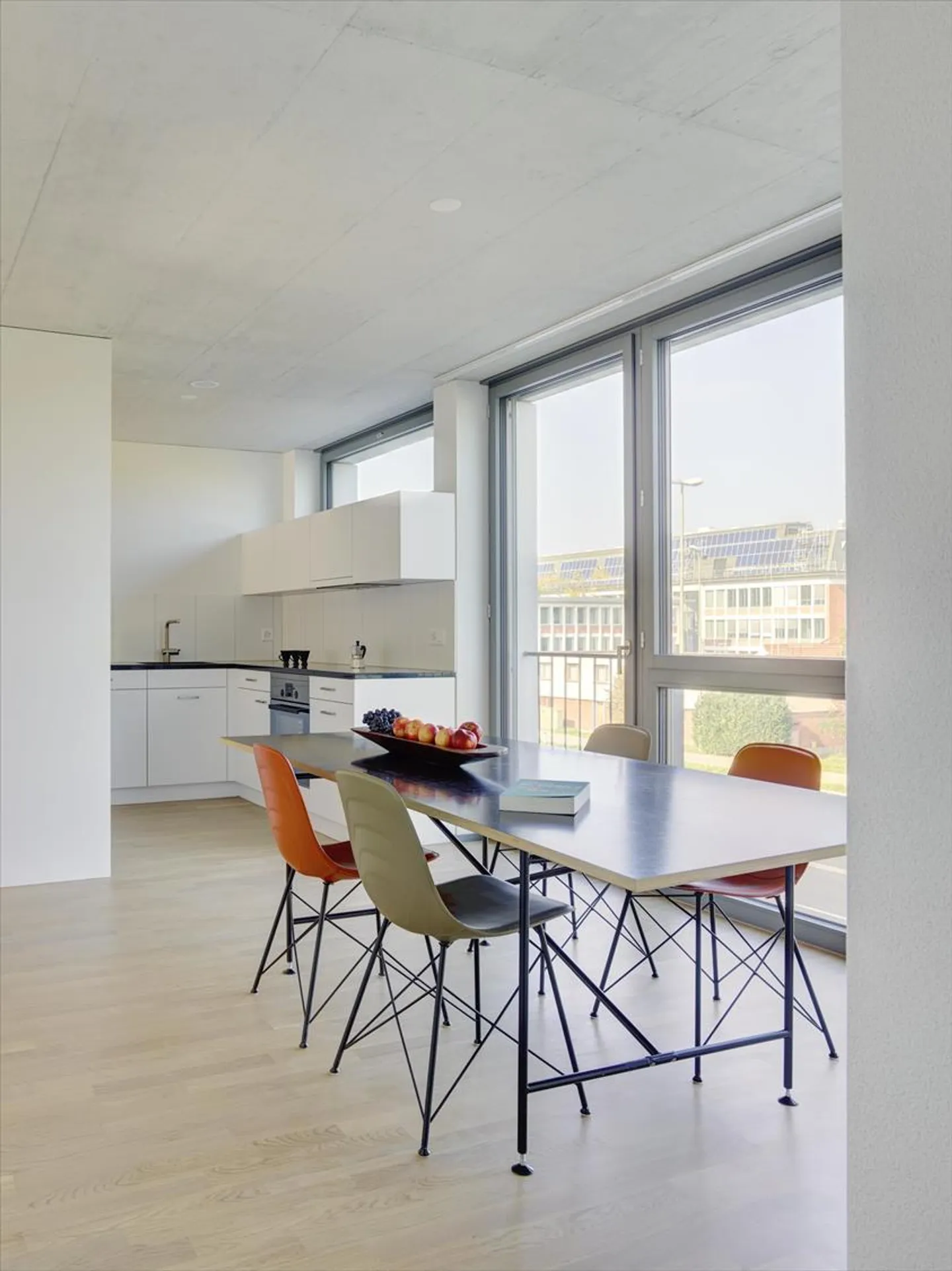 Apartment for rent - Photo 3 of 6