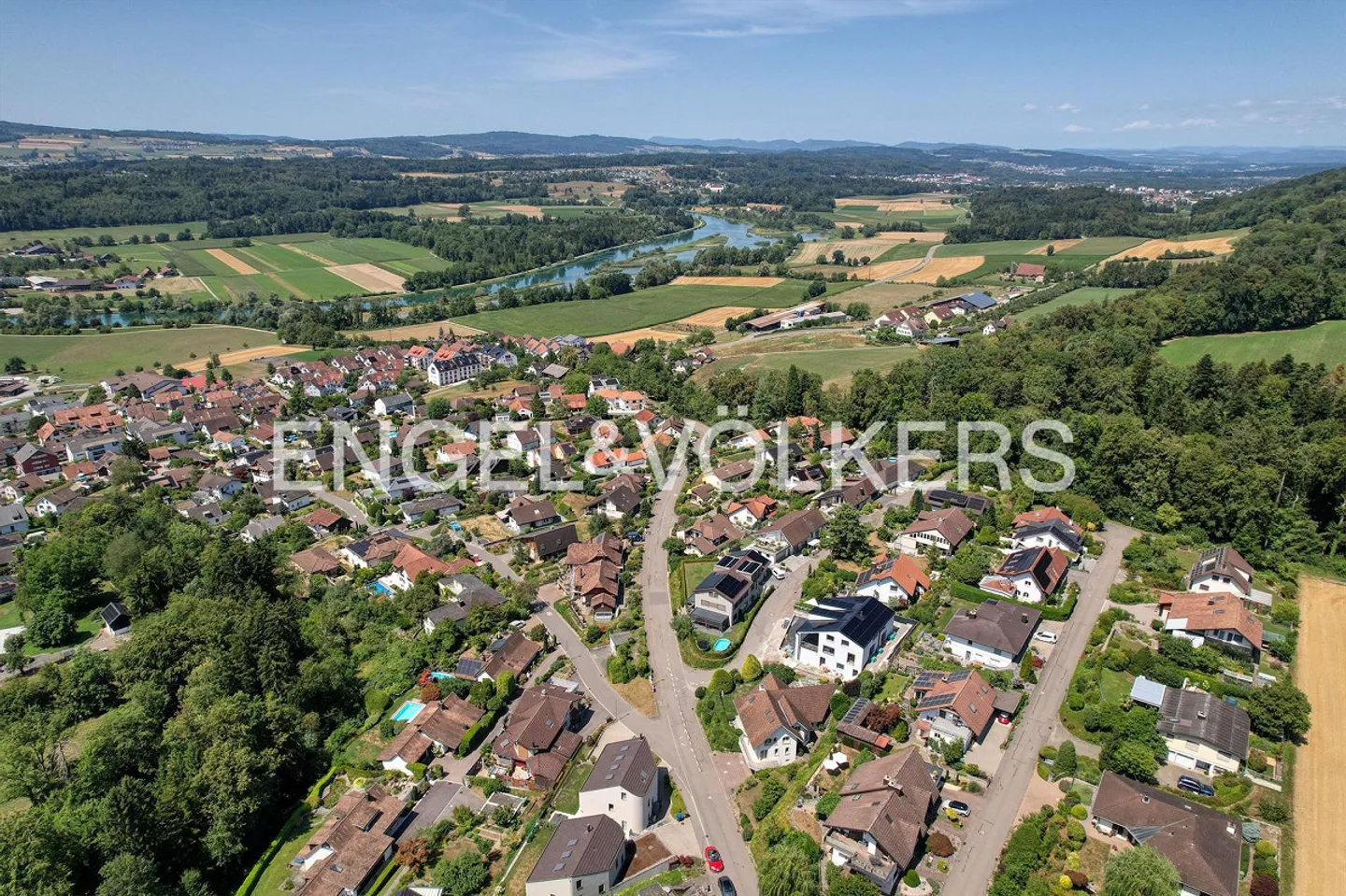 Spacieux, classique et moderne - Vivre avec vue - Photo 9 sur 9