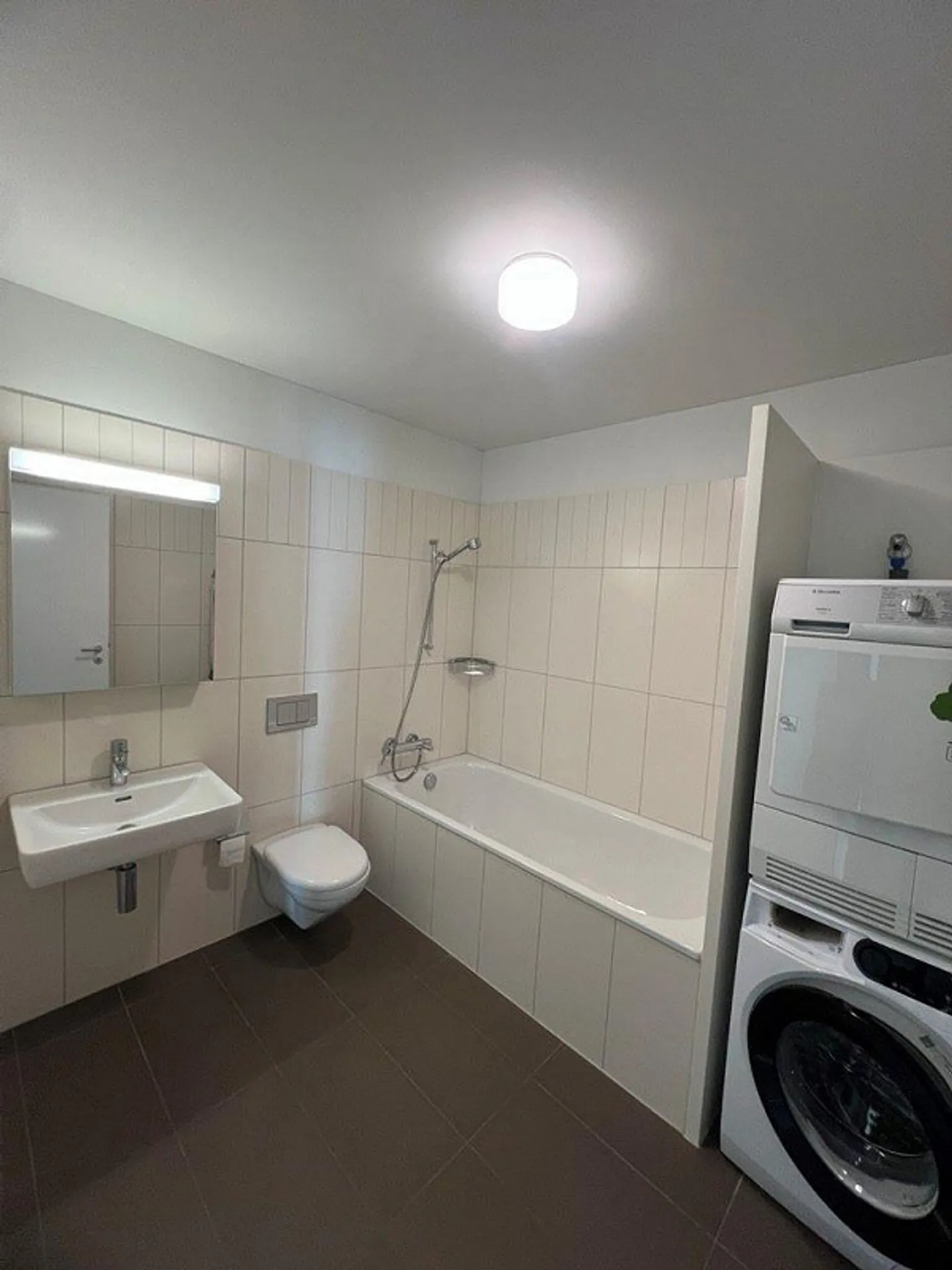 Apartment for rent - Photo 7 of 11