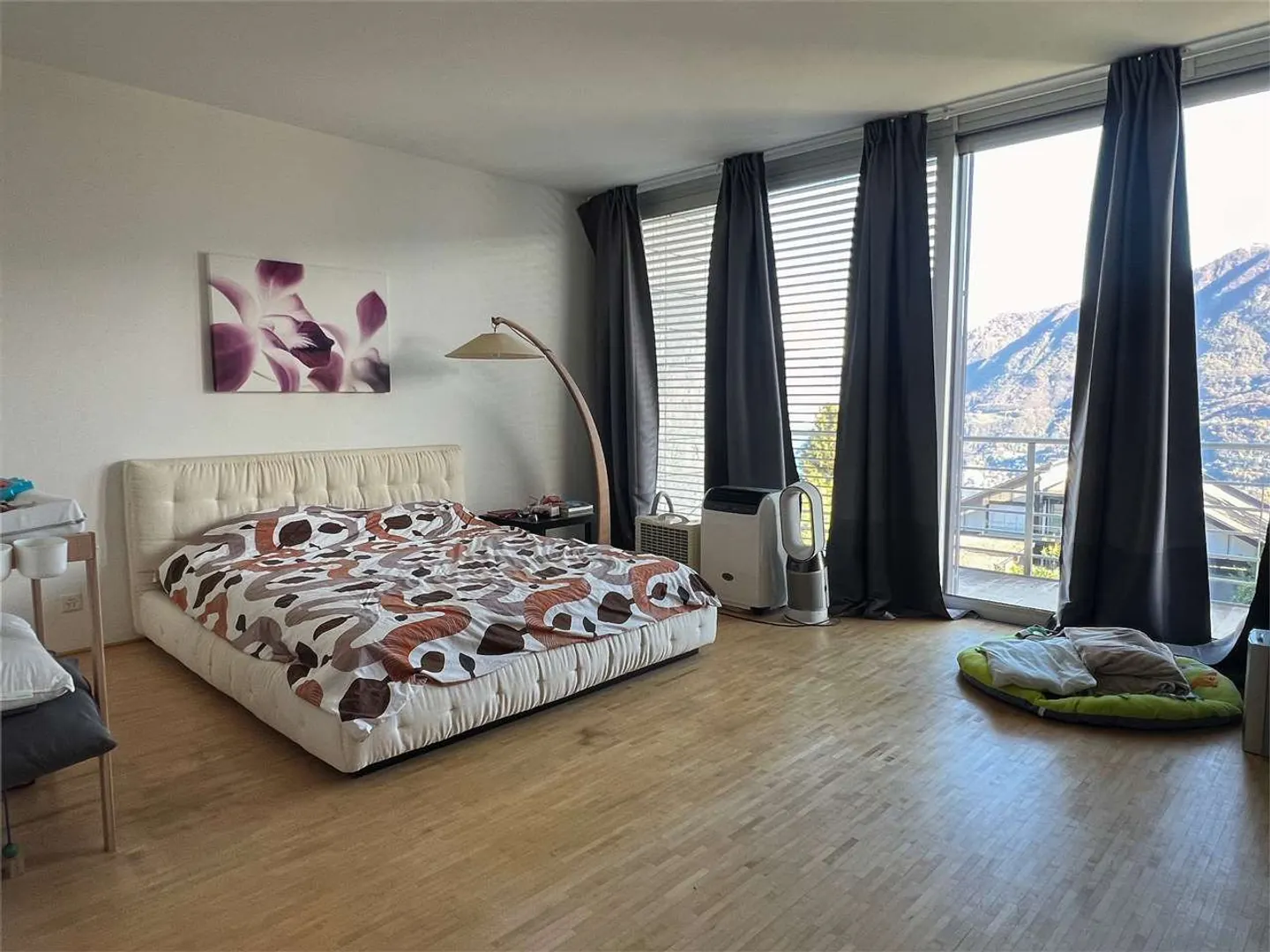 Villa di Lusso con Vista Lago - Foto 13 di 34