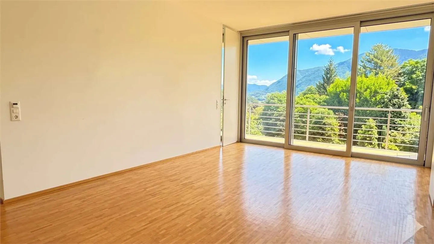 Villa di Lusso con Vista Lago - Foto 11 di 34