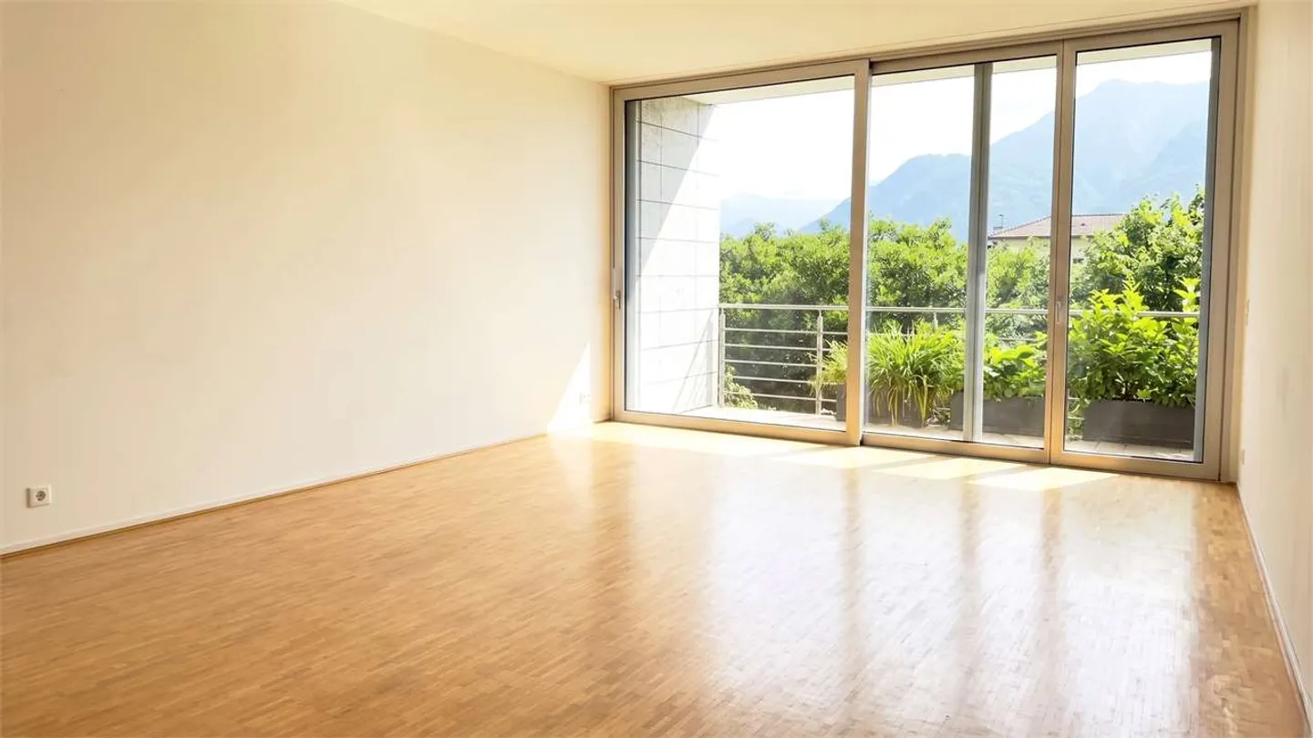 Villa di Lusso con Vista Lago - Foto 12 di 34