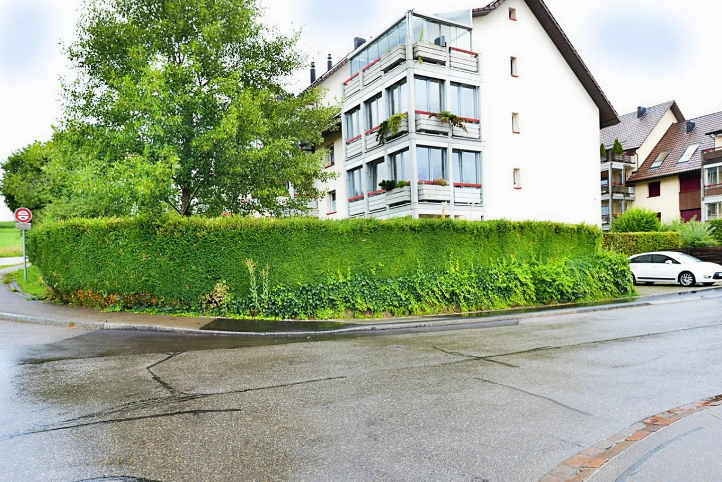 Charming 4.5-room apartment with balcony - plenty of space for your ideas! - Photo 1 of 8