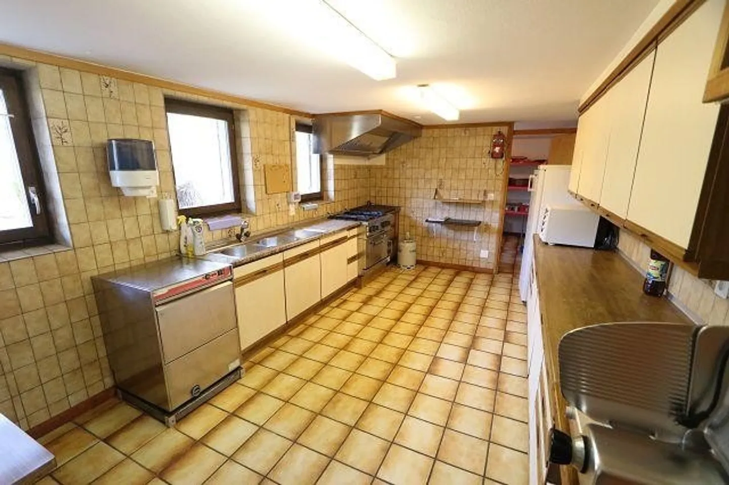 «Grotto mit 3 Zimmern / Grotto con 3 camere» - Foto 9 di 26