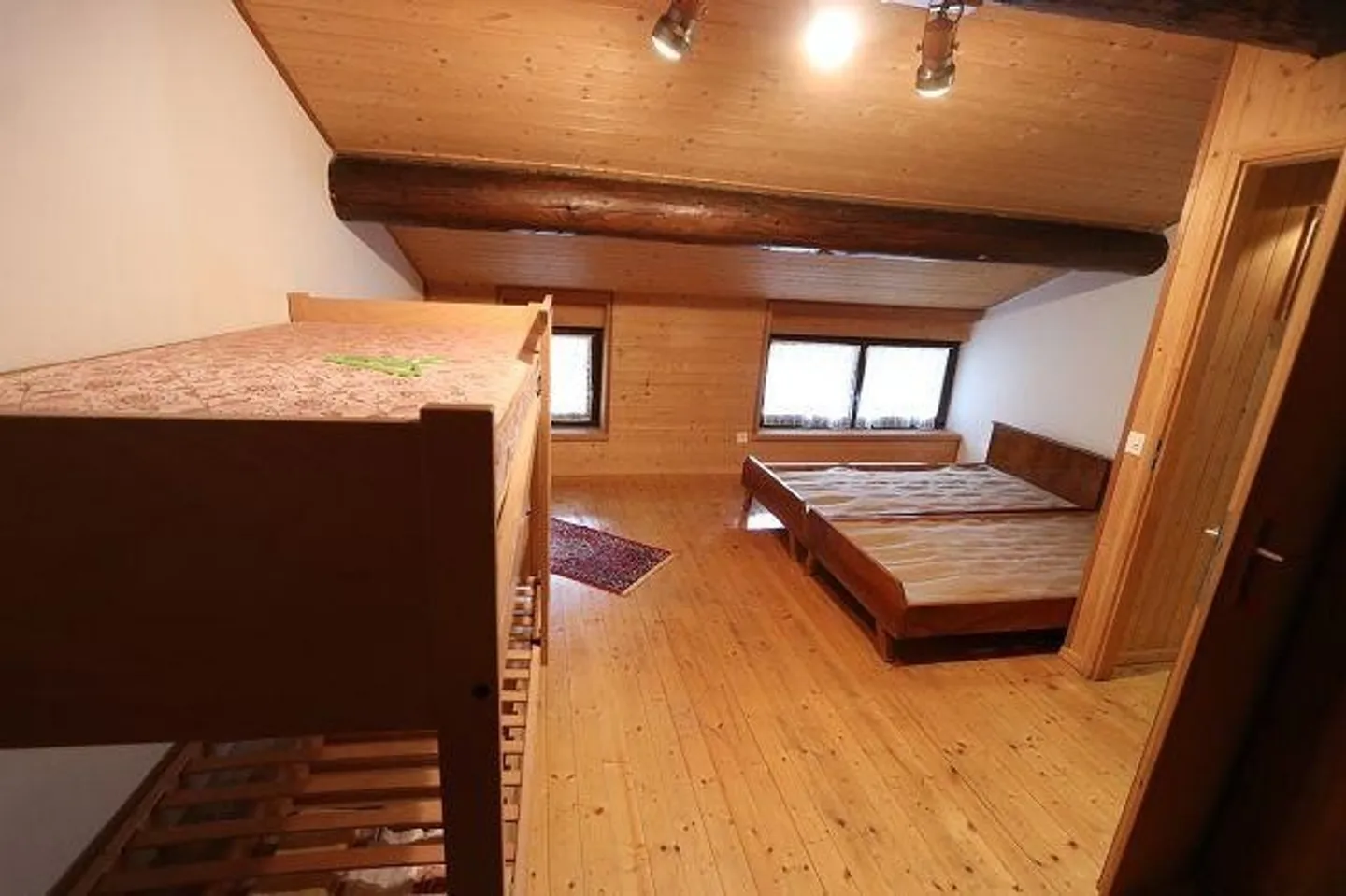 «Grotto mit 3 Zimmern / Grotto con 3 camere» - Foto 14 di 26