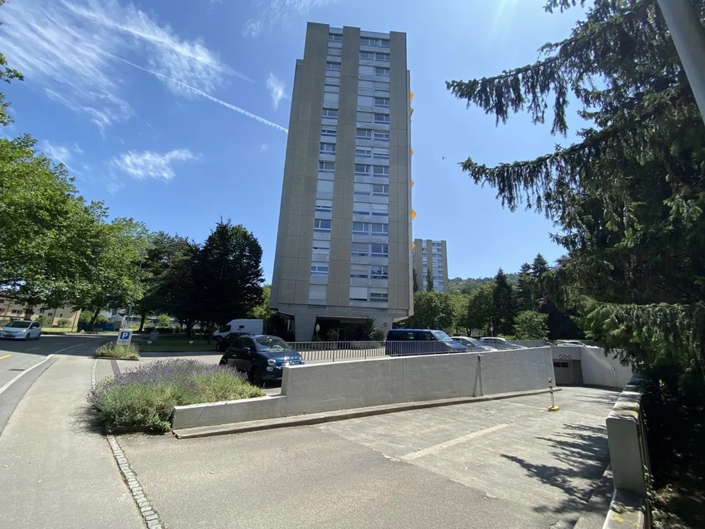 Places de stationnement à louer ! - Photo 2 sur 2