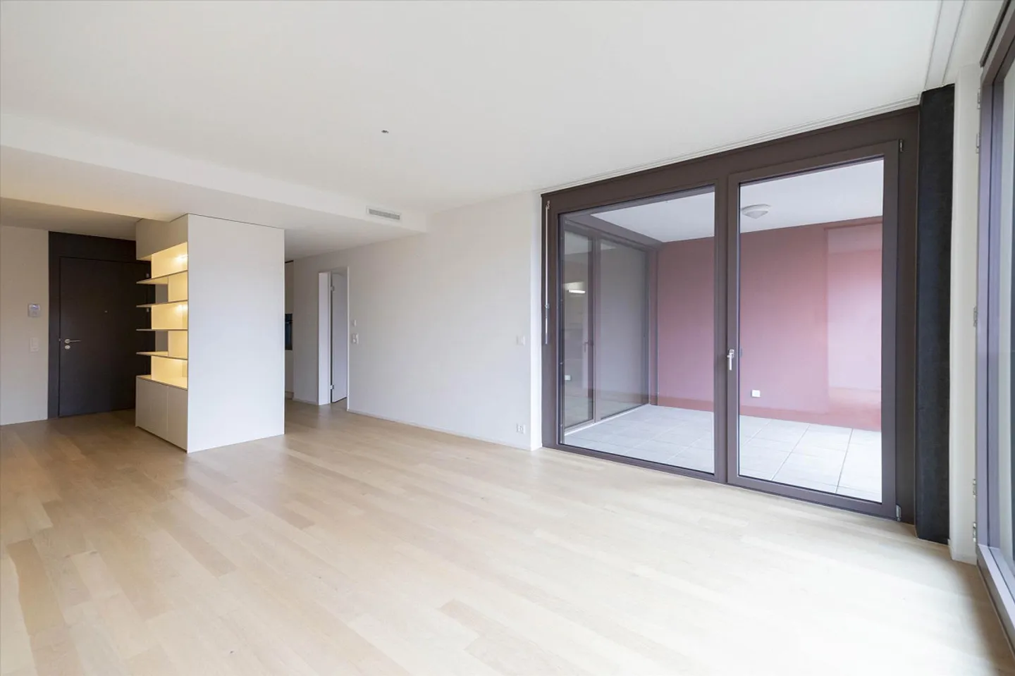 Your dream apartment in ROY! - Photo 4 of 11