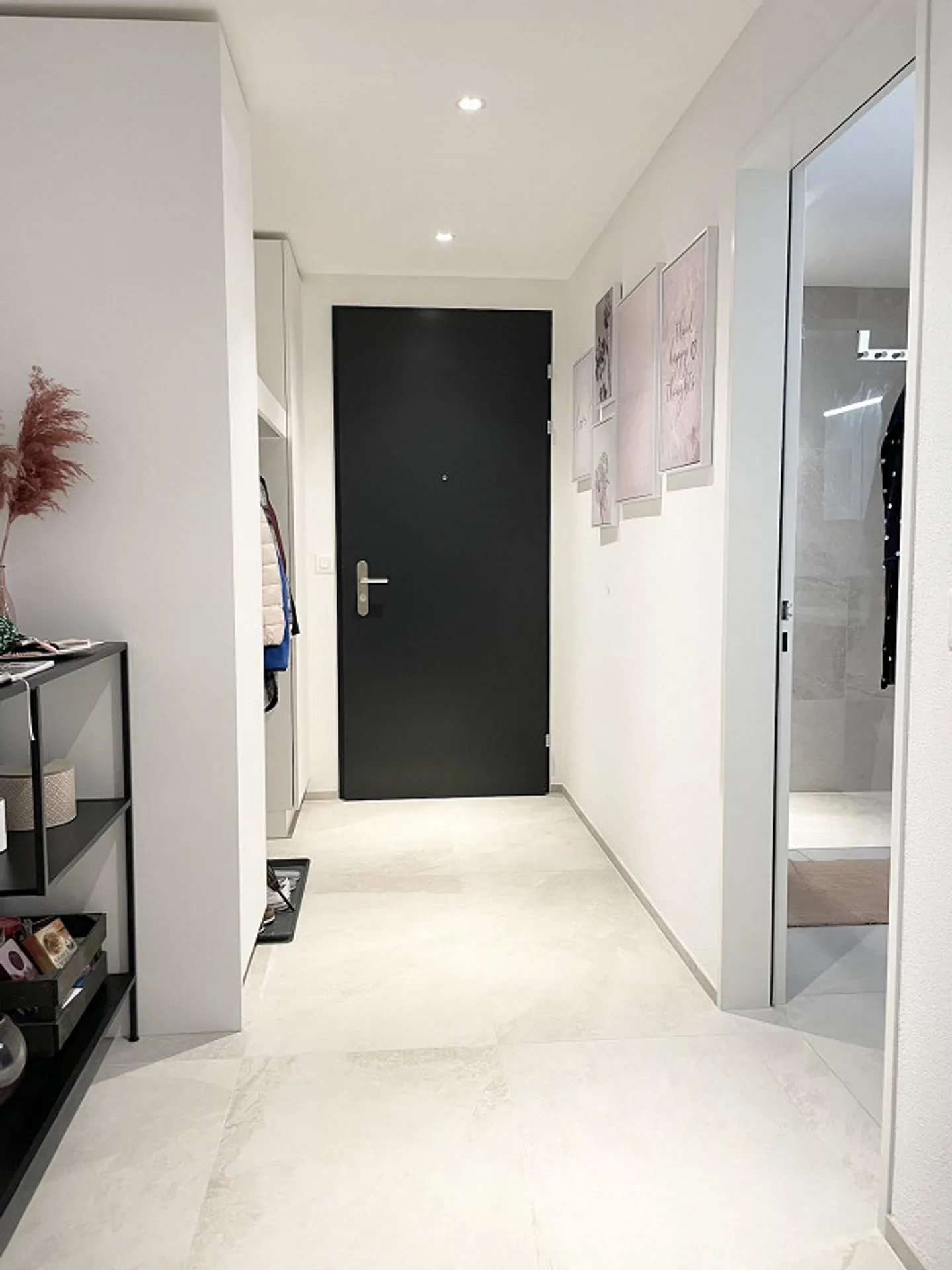 Very nice 2.5 room apartment for rent - Photo 1 of 15