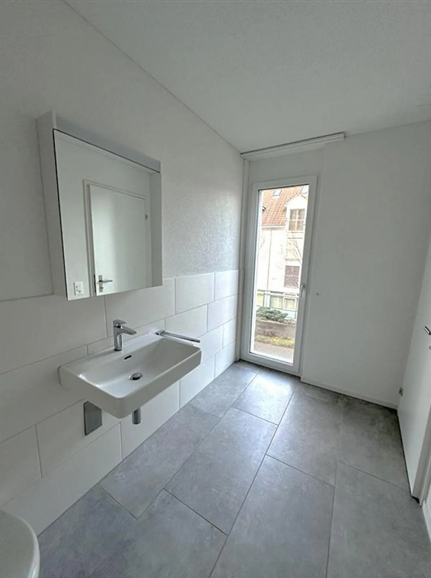 The Perfect Single Apartment - Photo 5 of 5