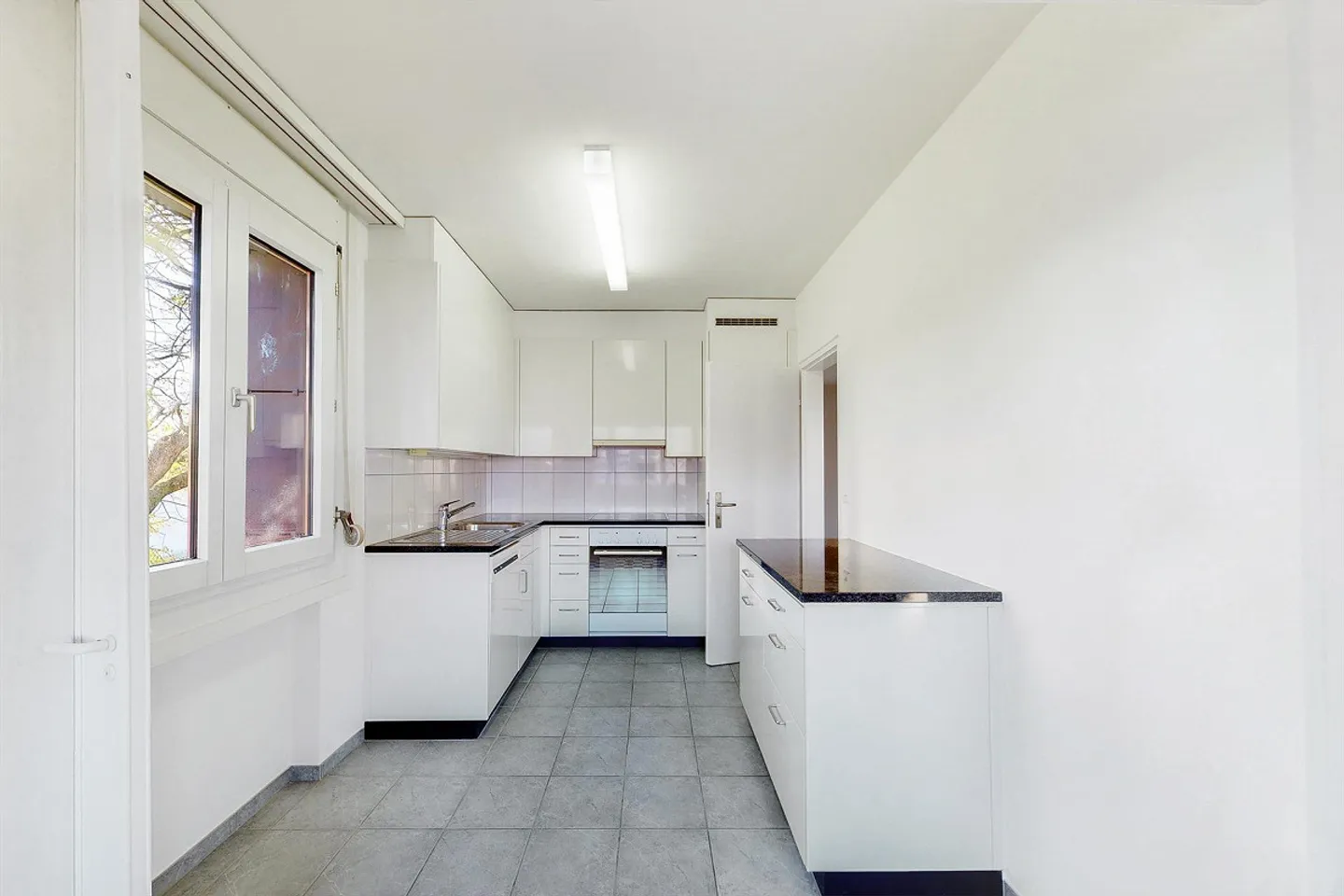 Appartamento spazioso a Muttenz - Foto 2 di 8