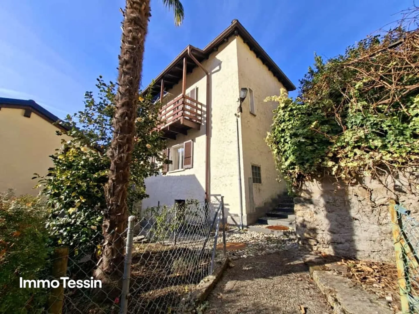 TOP PRICE: Elegant Single-Family Home with Character in a Good Location Near Bellinzona - Photo 2 of 13