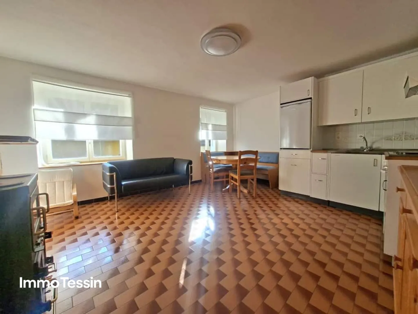 TOP PRICE: Elegant Single-Family Home with Character in a Good Location Near Bellinzona - Photo 9 of 13