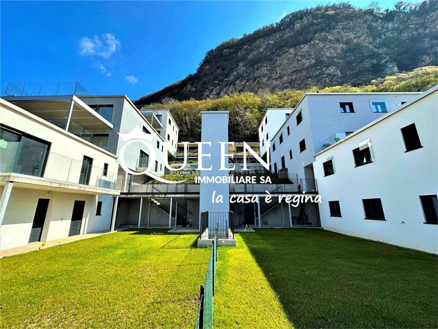 Mendrisio : nouvel et moderne appartement 5.5 pièces, 155 m², avec terrasse - Photo 1 sur 13