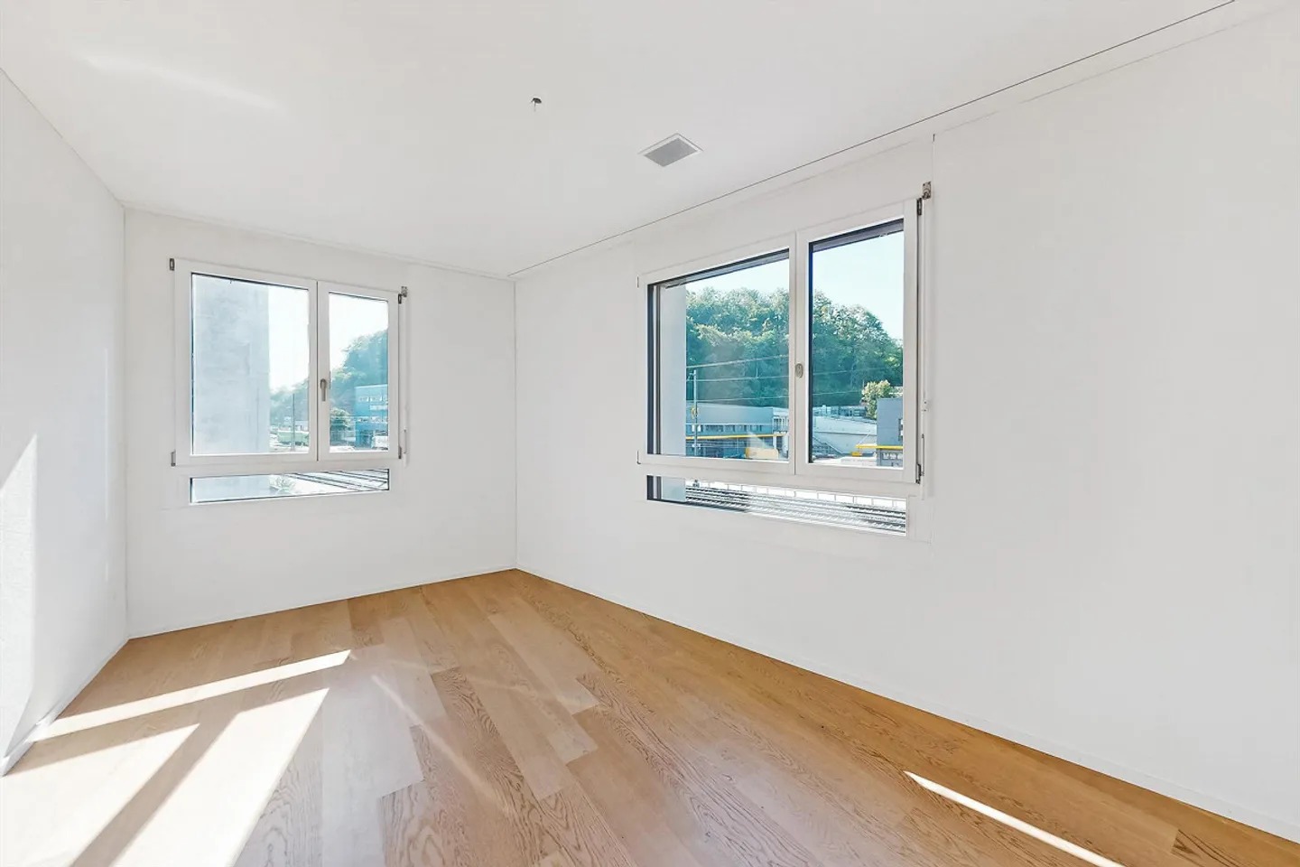 Well connected - Photo 8 of 10