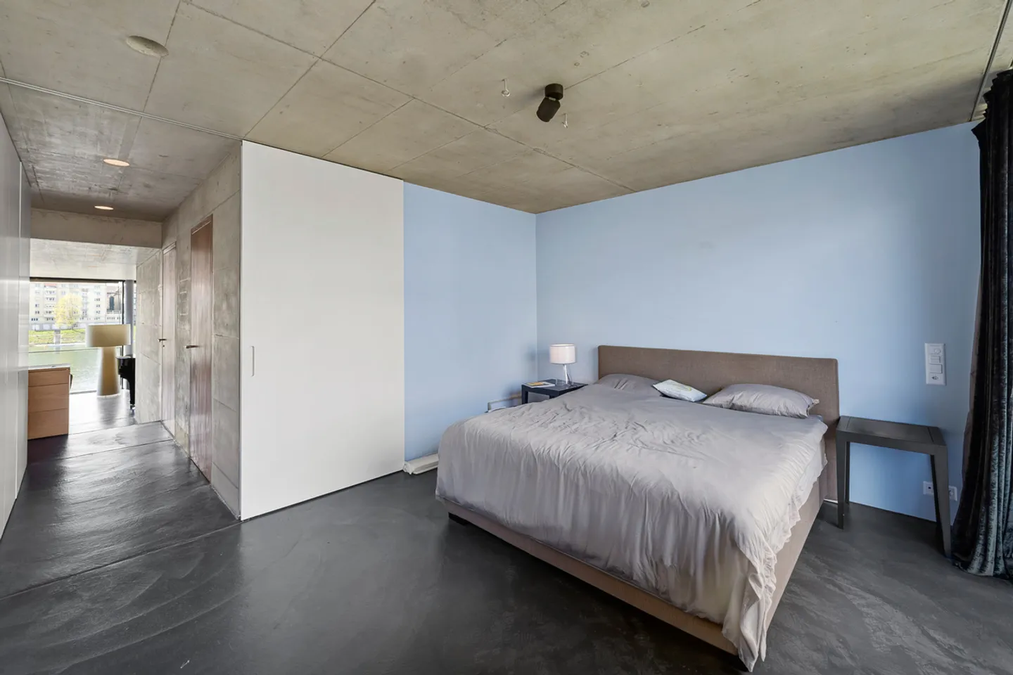 Maison de ville architecturale avec vue sur le fleuve - Photo 8 sur 13