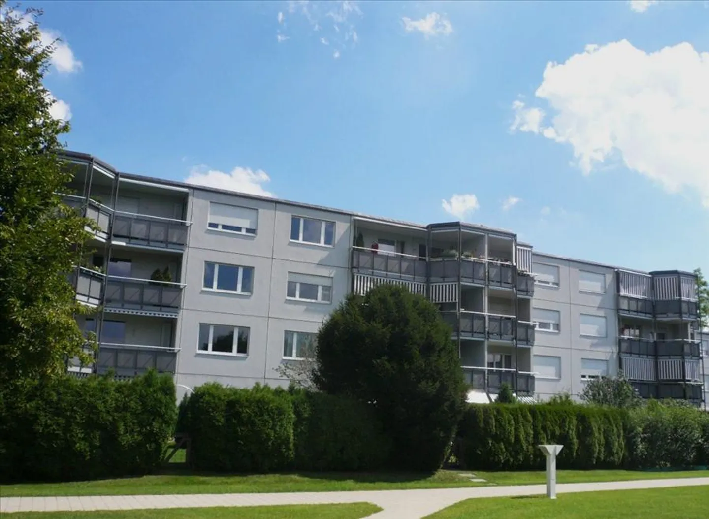 Apartment for rent - Photo 1 of 7