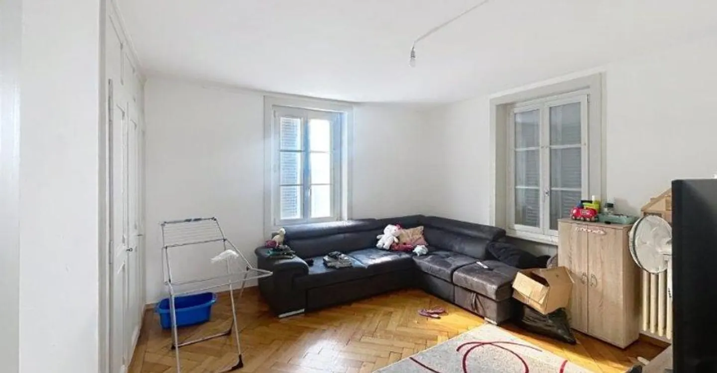 Schöne 4-Zimmer-Wohnung in La Sarraz - Foto 2 von 8
