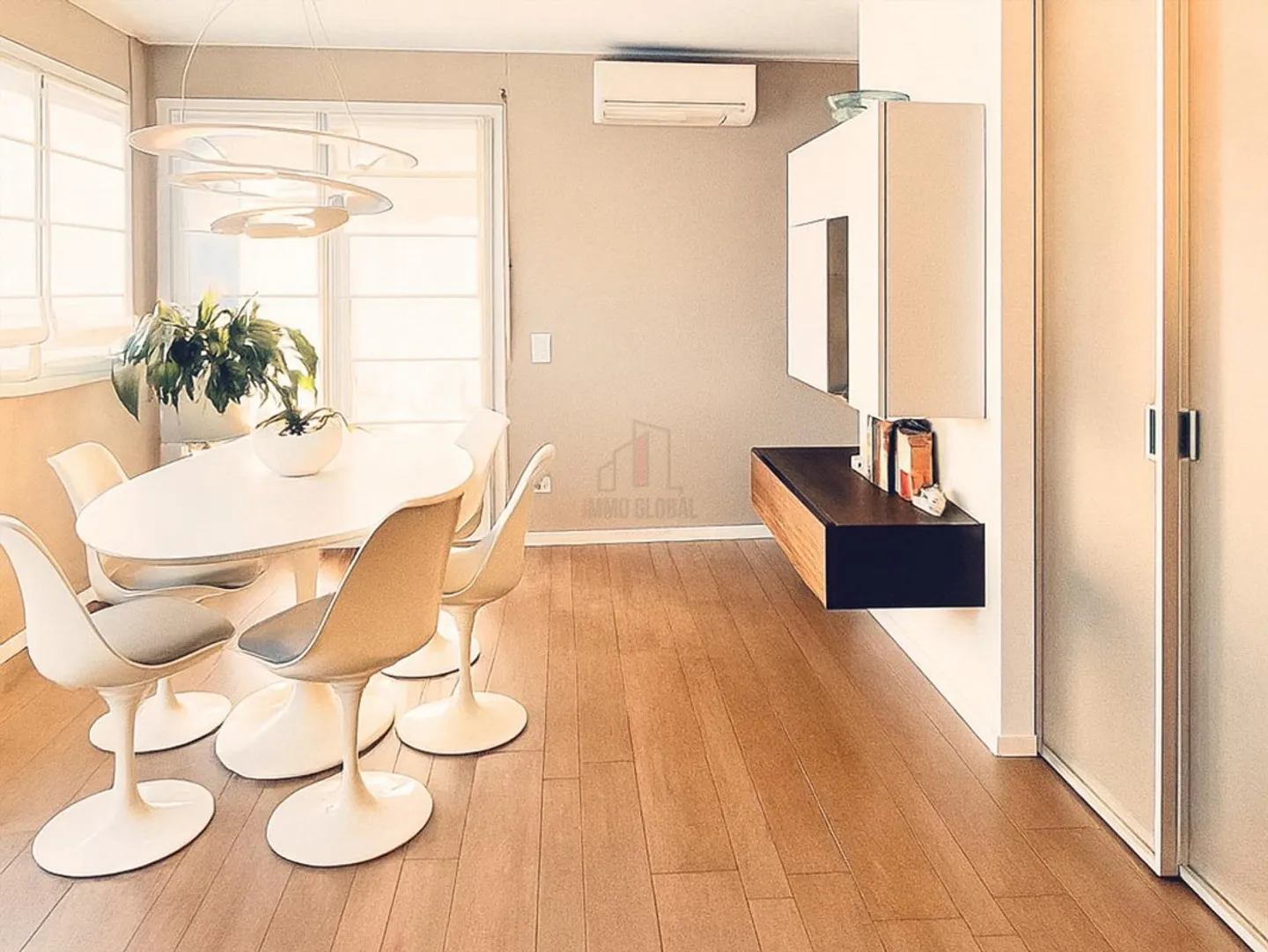 COMFORT AND PRACTICALITY JUST STEPS AWAY FROM THE PEDESTRIAN CENTER - Photo 4 of 11