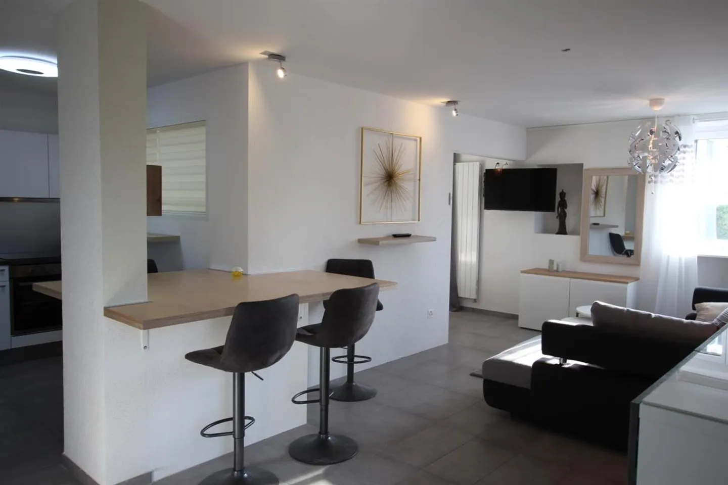 Appartement meublé 3.5 pièces - Photo 2 sur 5