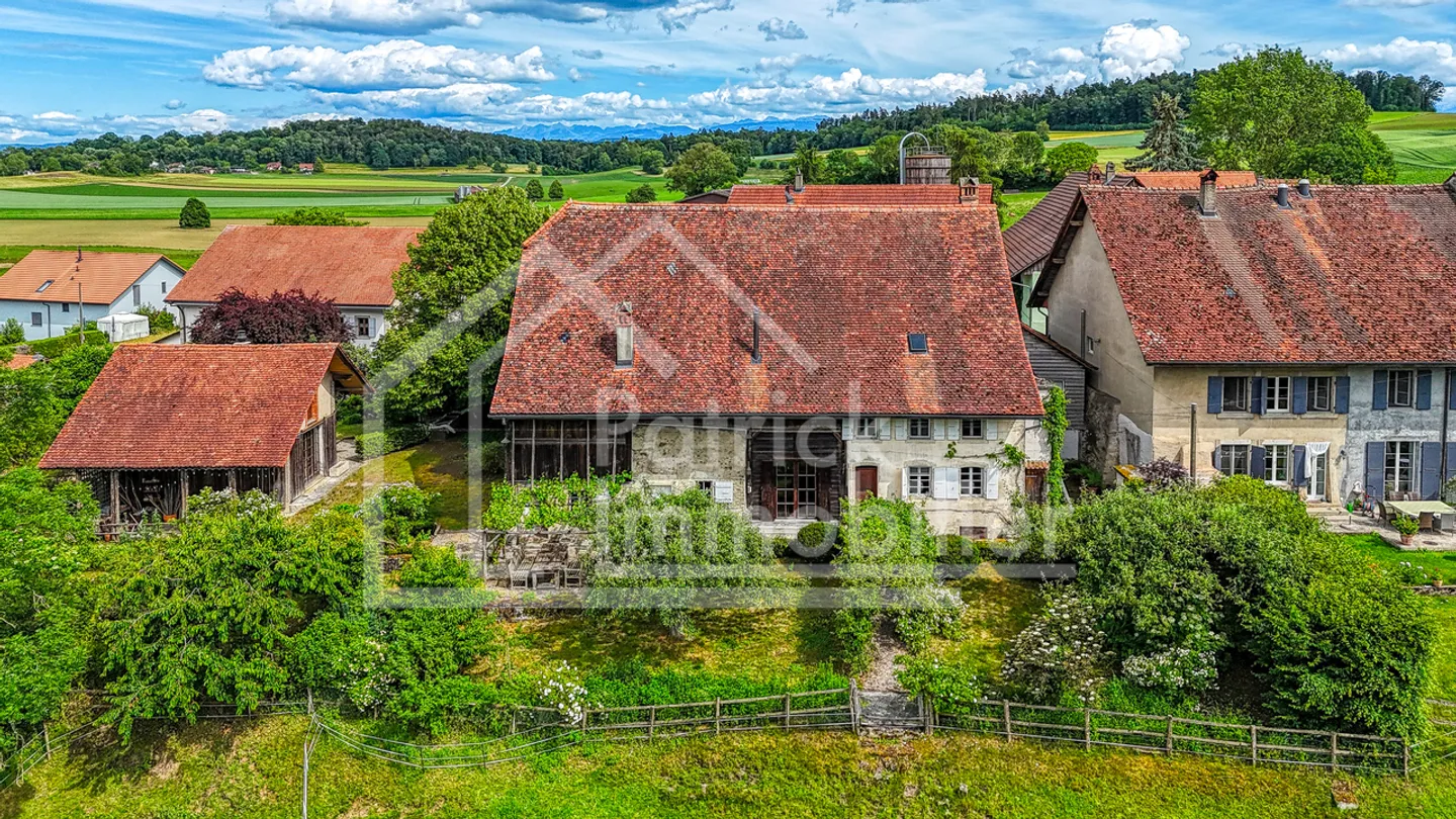 Renovierte Charakterfarm mit hohem Baupotenzial - Foto 1 von 22