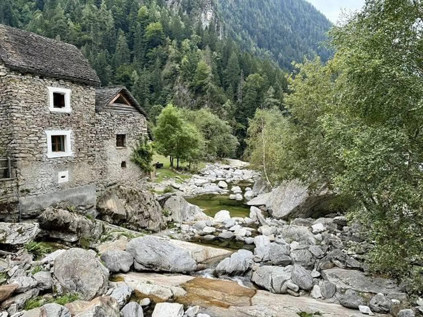 Casa singola in affitto - Foto 18 di 23