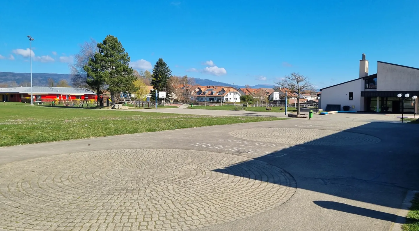 Very nice 4.5 room apartment 110 m2 quiet and bright! - Photo 12 of 13