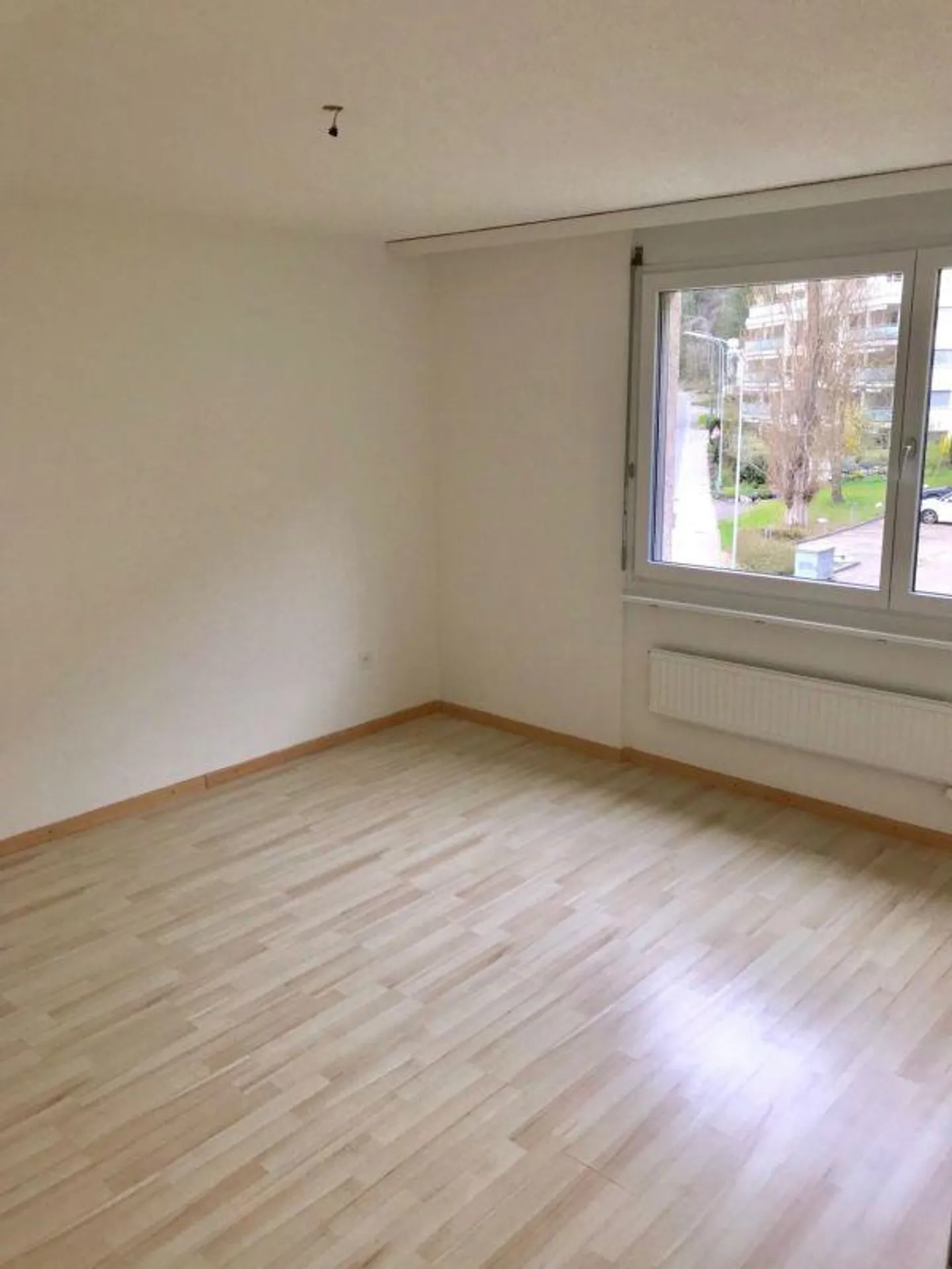 1st floor sunny quiet 3.5-room apartment - Photo 7 of 8
