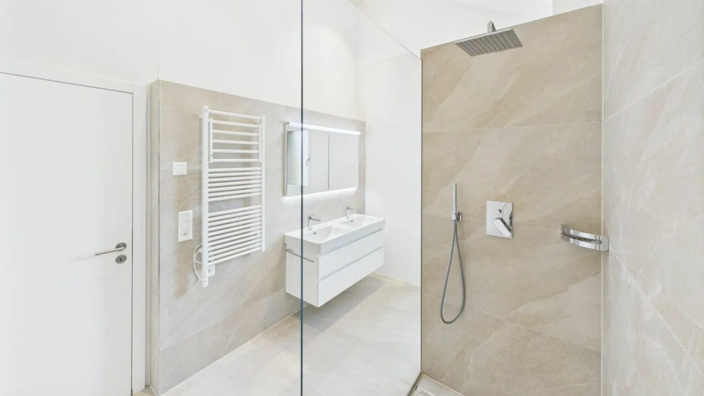 New Build Dream: Modern 5.5-Room House with Patio - Photo 9 of 10