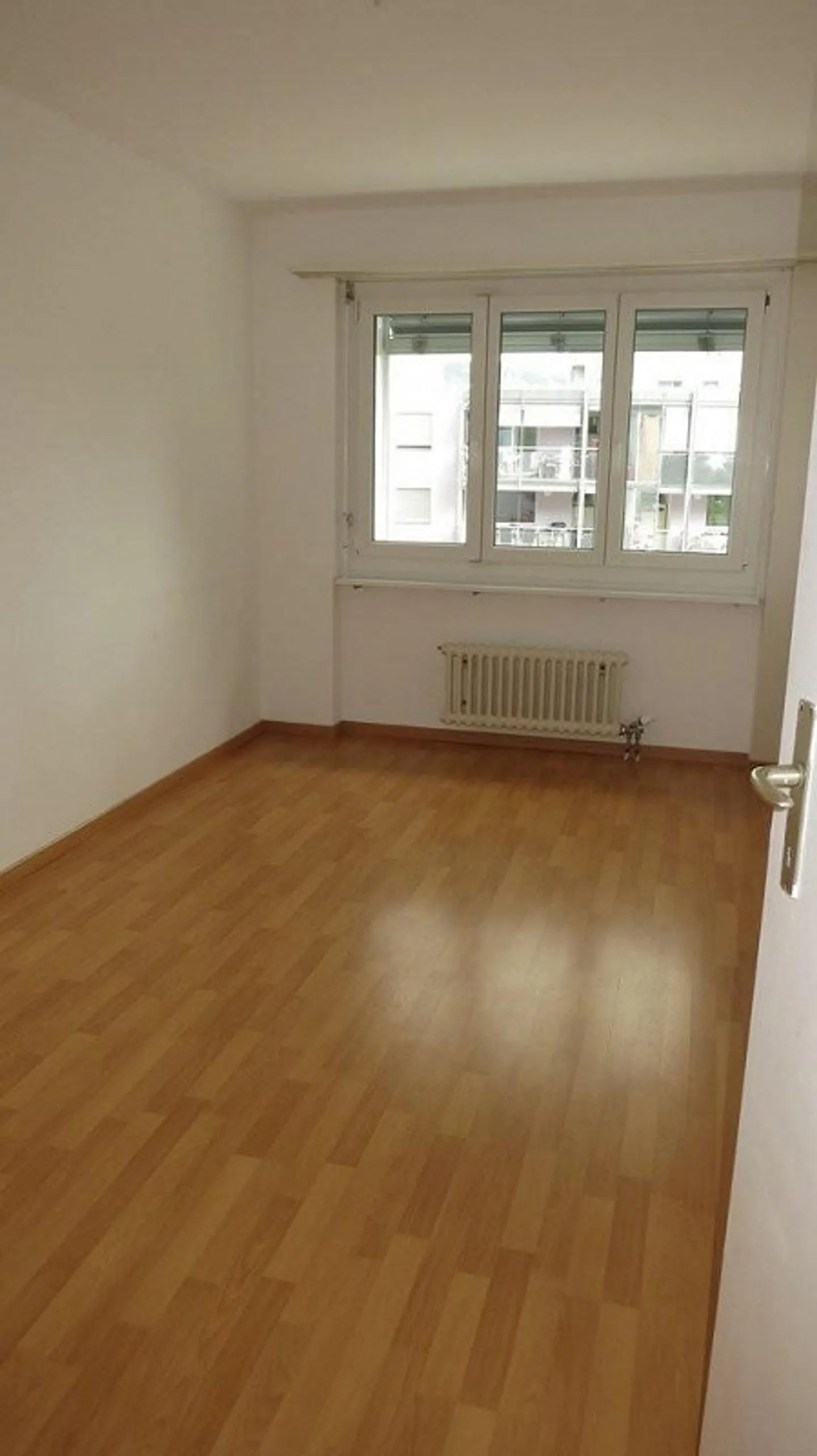 Appartamento di 4,5 stanze con vista a Spreitenbach in affitto - Foto 10 di 10