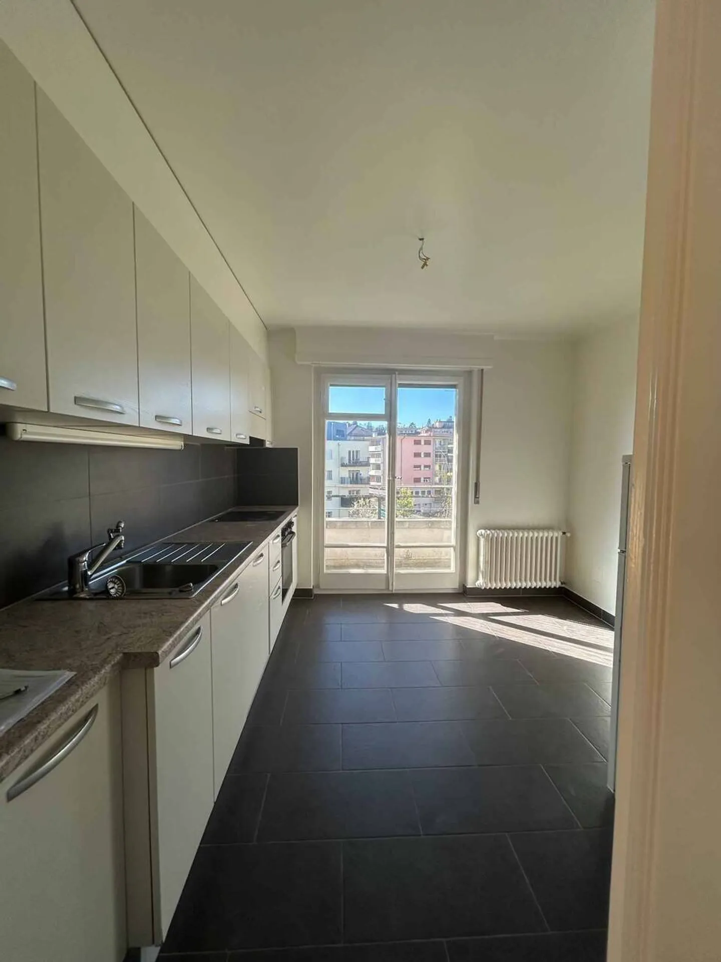 Appartement spacieux à Chailly - Photo 4 sur 13