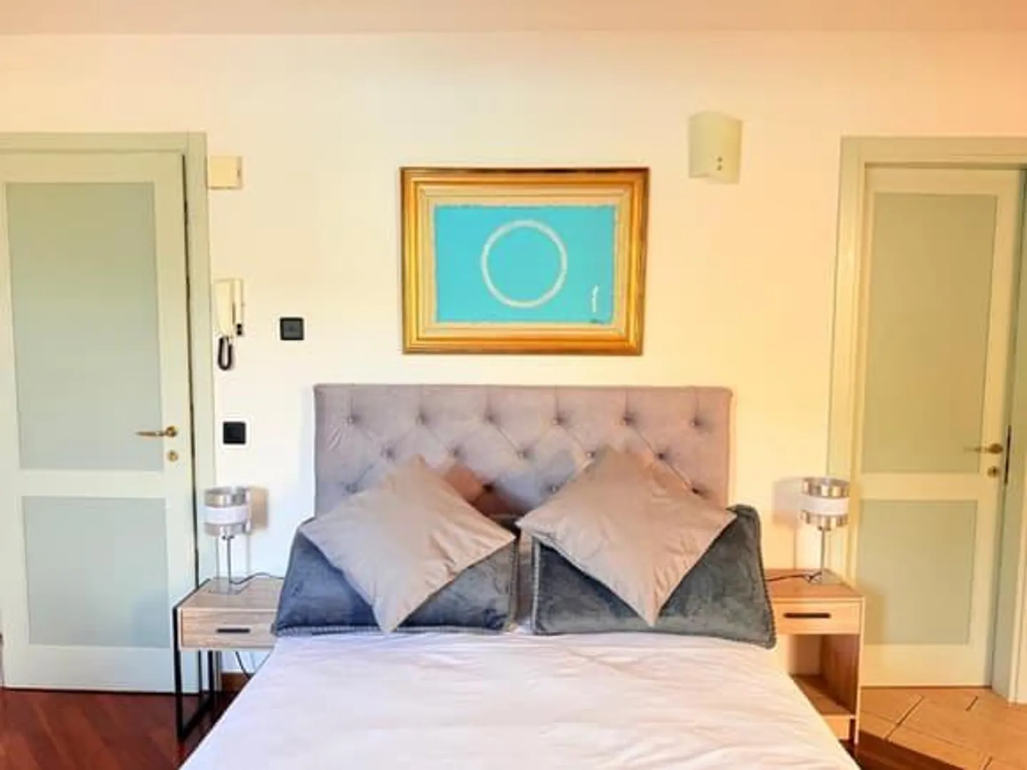 Morcote Vue sur le Lac 1,5 pièces. Entièrement Meublé Loyer 1'400 Charges Incluses. - Photo 4 sur 6