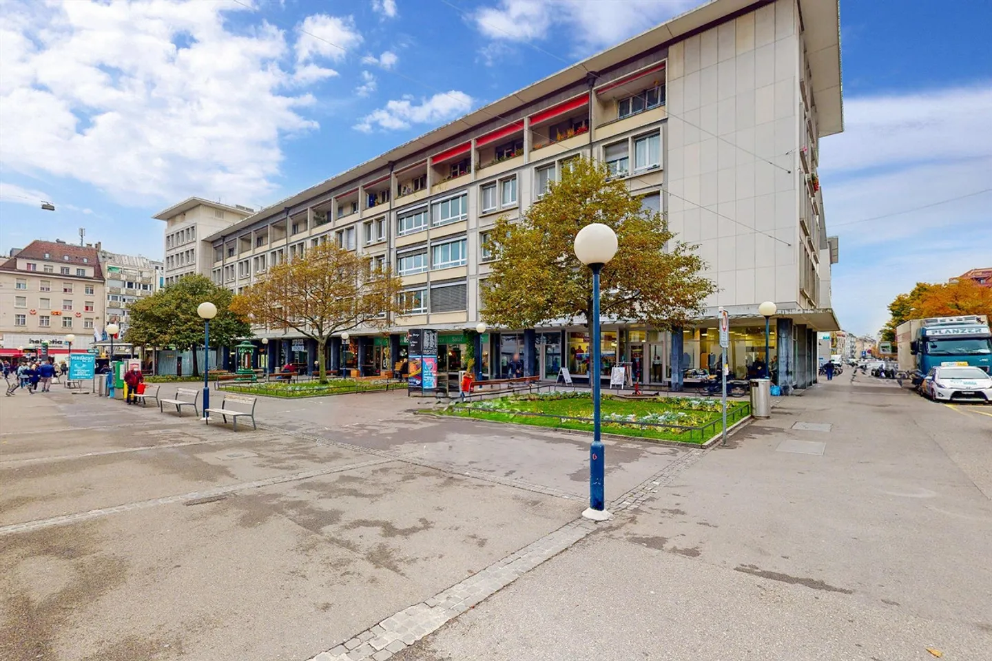 Vie urbaine au Claraplatz - Photo 1 sur 7