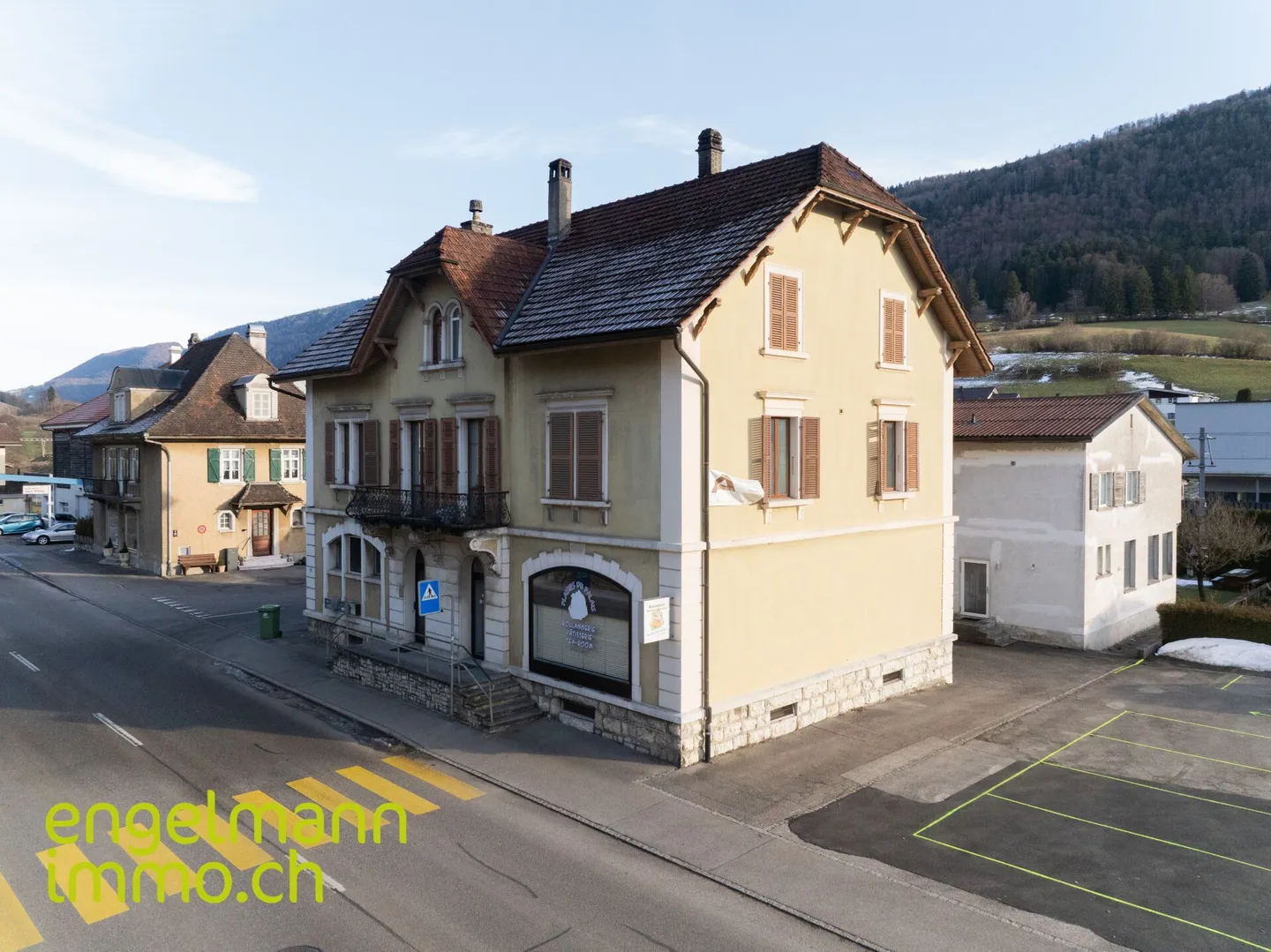 Pacchetto di 2 edifici residenziali e commerciali - Foto 1 di 14