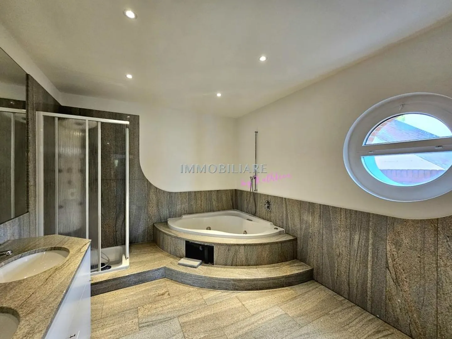 Penthouse + Gästewohnung / Büro mit privatem Pool, Sauna,  Grottino un - Foto 14 von 19