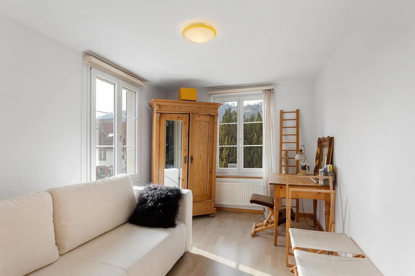 Affascinante casa di 5,5 stanze con carattere storico e potenziale di espansione - Foto 9 di 13