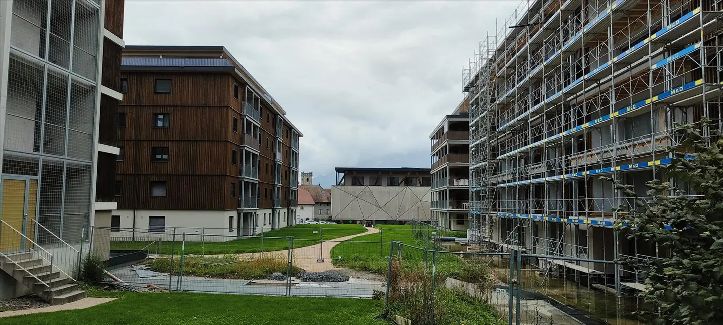 Appartement à louer - Photo 2 sur 4