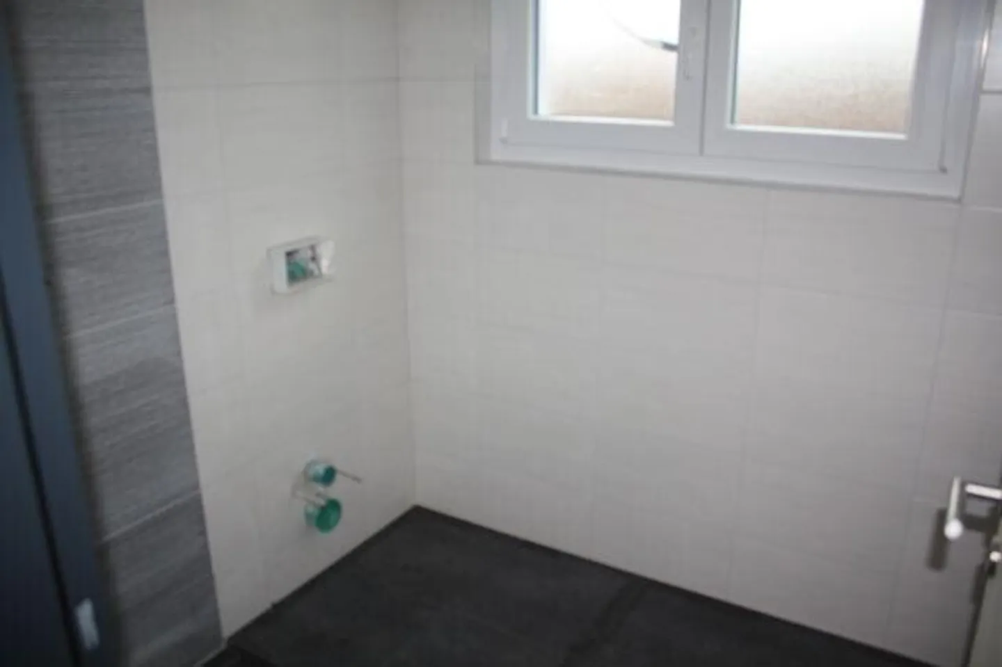 Appartement moderne 4,5 pièces - Photo 11 sur 13